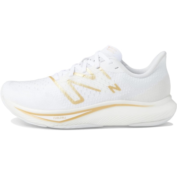 New Balance FuelCell v3 - Picture 2 of 4